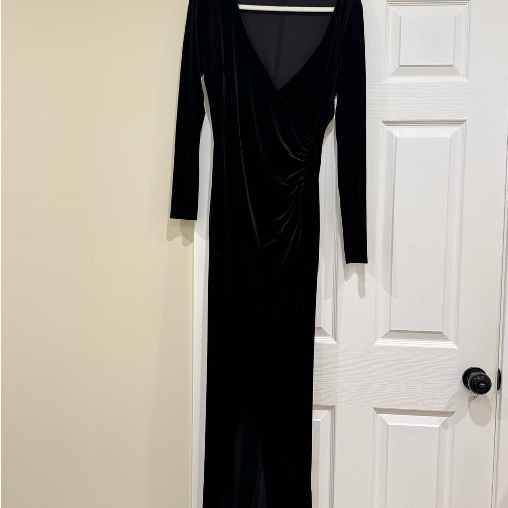 Black Velvet Long Sleeve Dress